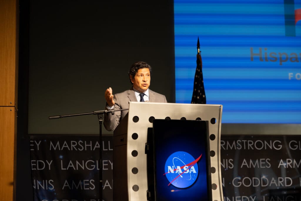 NASA Continues Advancing STEM for Students Through New Partnership ...